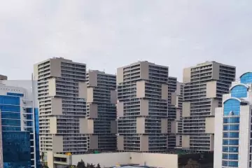 Satılır Yeni Tikili 1-ci Mikrorayonda