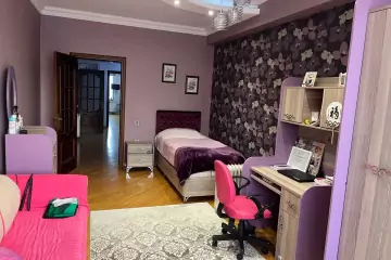 Satılır Yeni Tikili şərq Bazarında