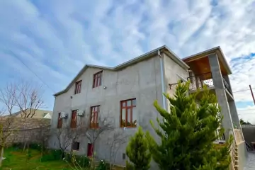 Satılır Bağ Evi Buzovnada