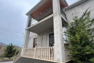 Satılır Bağ Evi Buzovnada
