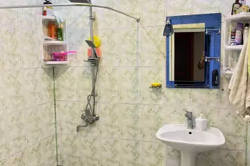 Satılır Həyət Evi Qaraçuxurda