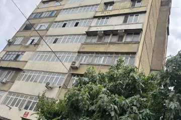 Satılır Köhnə Tikili 7-ci Mikrorayonda