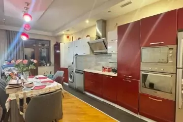 Satılır Yeni Tikili Ağ şəhər Kompleksində
