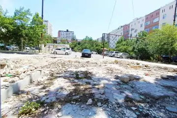 Satılır Köhnə Tikili 8-ci Kilometrdə