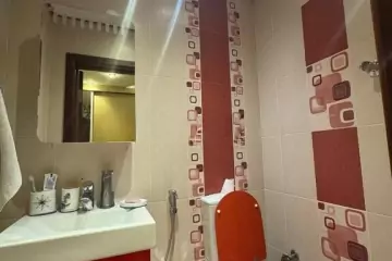 Satılır Yeni Tikili Ağ şəhər Kompleksində
