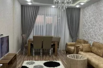 Satılır Yeni Tikili Ağ şəhər Kompleksində
