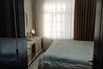 Satılır Köhnə Tikili 4-cü Mikrorayonda