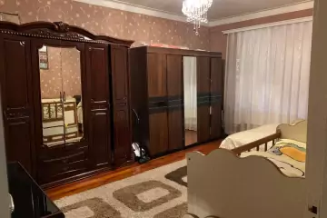Satılır Köhnə Tikili Beşmərtəbədə