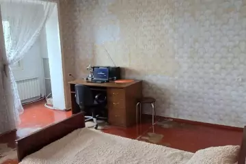 Satılır Köhnə Tikili Biləcəridə