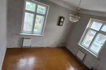 Satılır Köhnə Tikili Biləcəridə