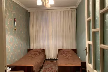 Satılır Köhnə Tikili Beşmərtəbədə