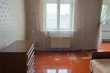 Satılır Köhnə Tikili Biləcəridə