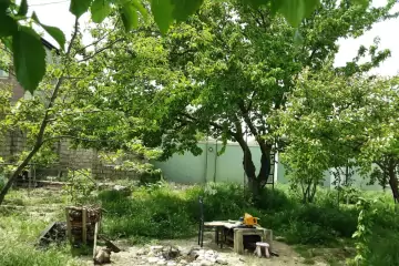 Satılır Bağ Evi Buzovnada