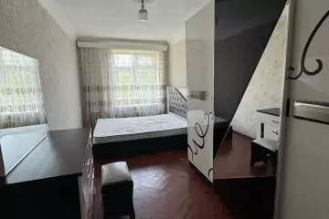 Satılır Köhnə Tikili Biləcəridə