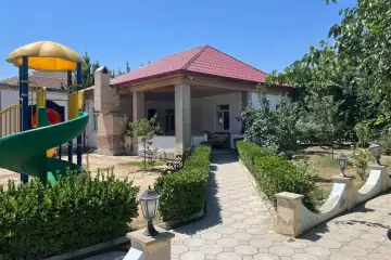 Satılır Bağ Evi Goradildə