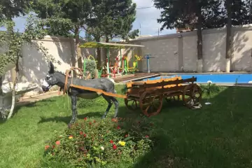 Satılır Bağ Evi Goradildə