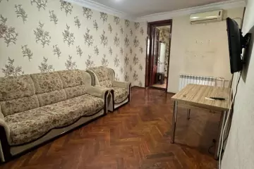 Satılır Köhnə Tikili Biləcəridə