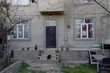 Satılır Həyət Evi Savalan Qəsəbəsida 