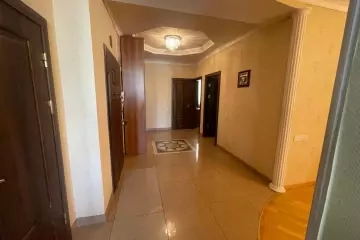 Satılır Yeni Tikili Yasamalda