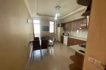 Satılır Yeni Tikili Yasamalda