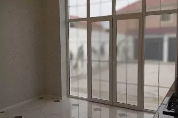 Satılır Bağ Evi şüvəlanda