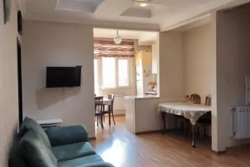 Satılır Yeni Tikili Yeni Bakida 