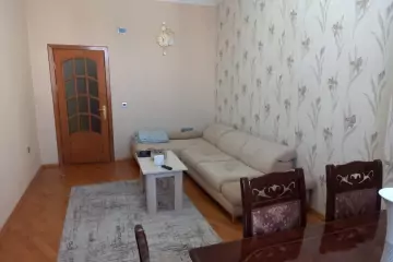 Satılır Yeni Tikili Elmler Akademiyasıda