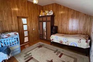 Satılır Bağ Evi Buzovnada