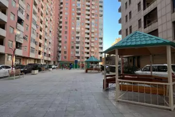 Satılır Yeni Tikili Bakıda