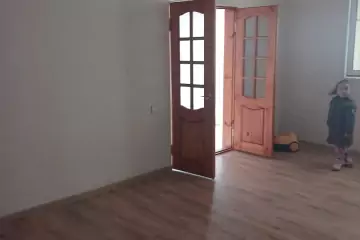 Satılır Həyət Evi Bakıda
