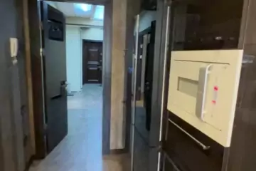 Satılır Yeni Tikili Elmler Akademiyasıda