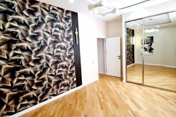 Satılır Yeni Tikili Masazırda