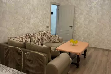 Aylıq Kirayə Yeni Tikili Binədə