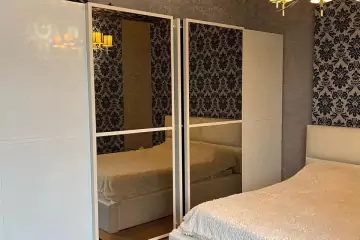 Satılır Yeni Tikili Elmler Akademiyasıda