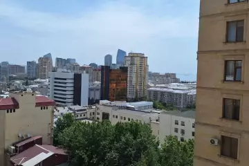 Satılır Yeni Tikili 28 May Metrosu ətrafında