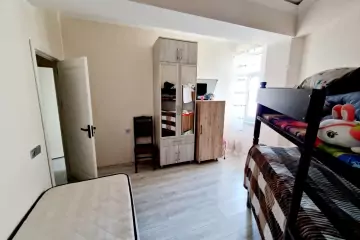 Satılır Yeni Tikili Masazırda