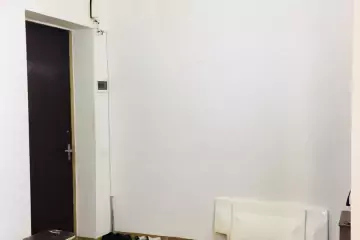Satılır Köhnə Tikili Elmler Akademiyasıda
