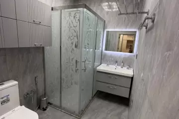 Aylıq Kirayə Yeni Tikili Binədə