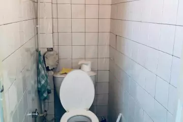 Satılır Köhnə Tikili Elmler Akademiyasıda