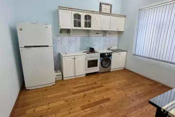 Satılır Bağ Evi Buzovnada