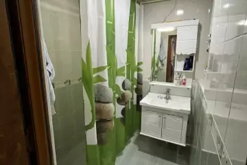 Satılır Köhnə Tikili Hövsanda