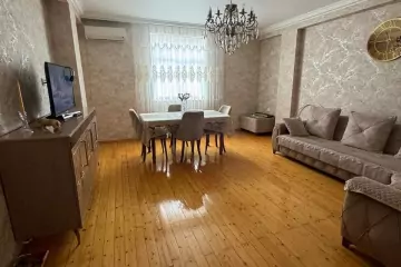 Satılır Yeni Tikili Masazırda