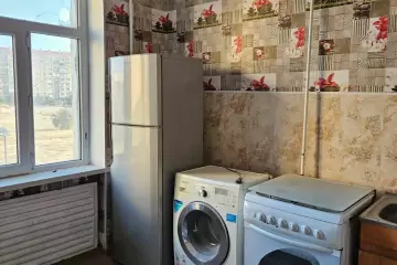 Satılır Köhnə Tikili Hövsanda