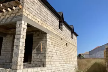 Satılır Həyət Evi Pirşağıda