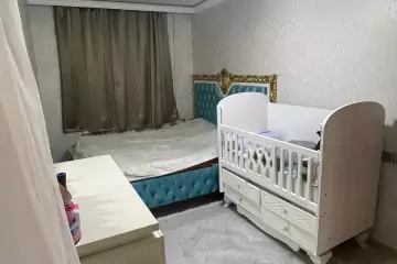 Satılır Köhnə Tikili 8-ci Kilometrdə