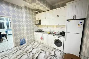 Satılır Yeni Tikili Yasamalda