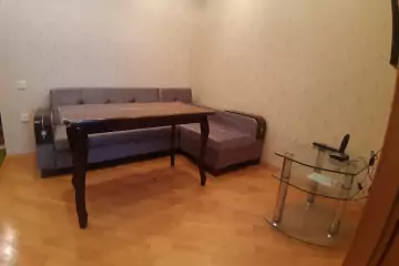 Aylıq Kirayə Yeni Tikili Elmler Akademiyasıda