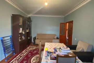 Satılır Köhnə Tikili Yasamalda