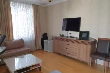 Satılır Köhnə Tikili Nərimanov Parkı