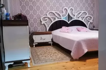 Satılır Həyət Evi Sarayda